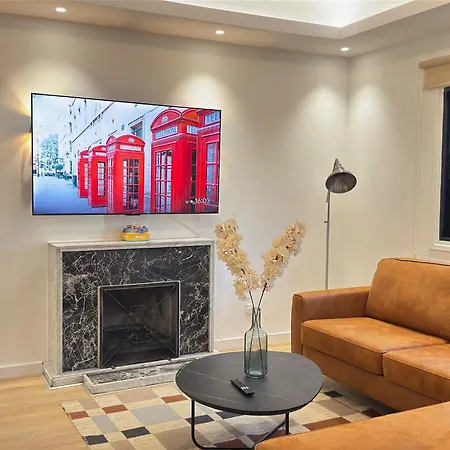 Gamehouse In The Center Apartament Nicosia