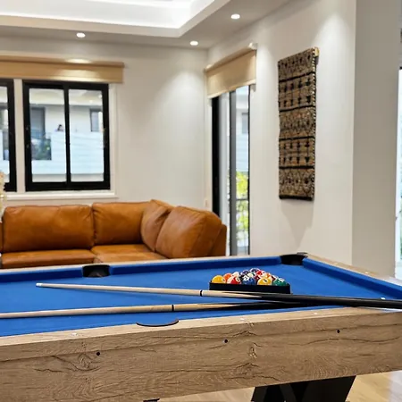 Gamehouse In The Center דירה *